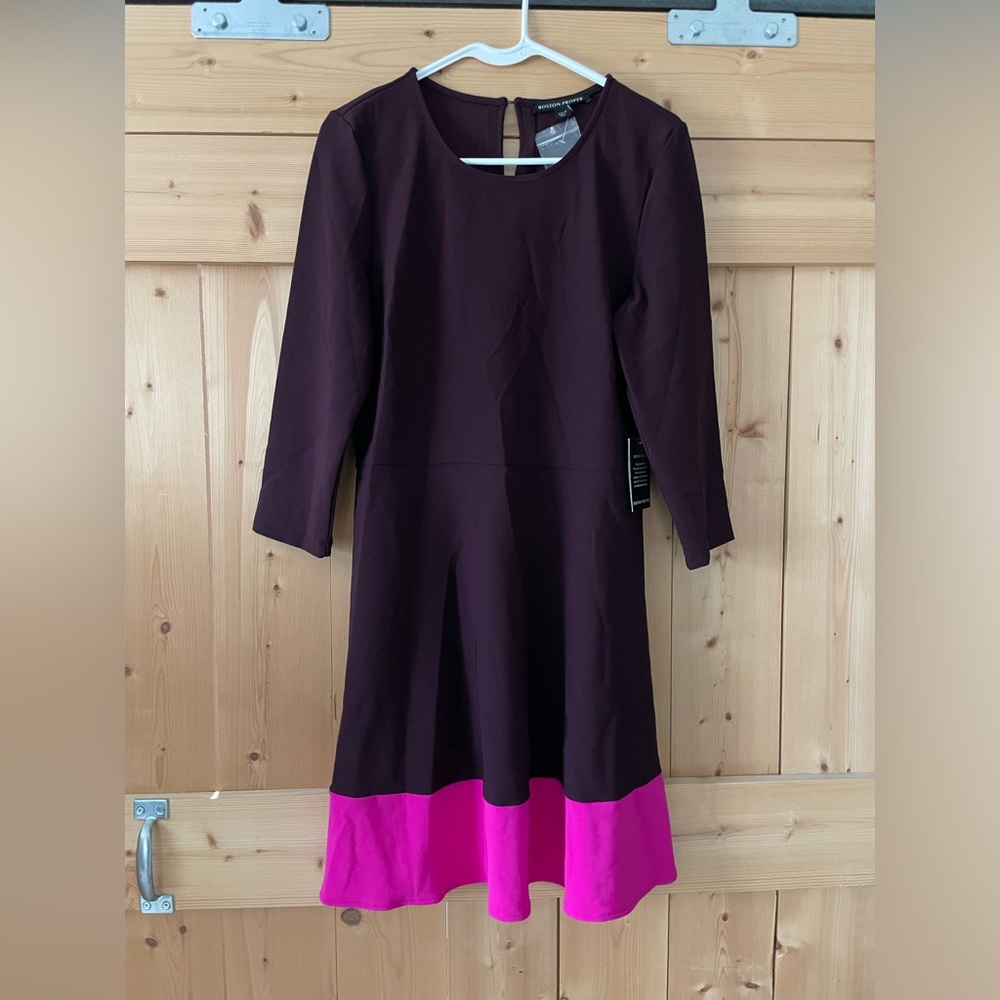 Medium- NWT Women’s Boston Proper Fit Flare dress